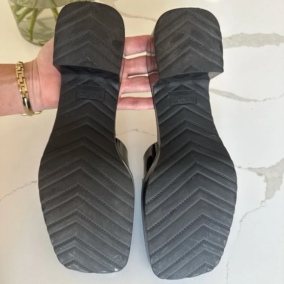 Gucci Glossy Black Women's Mules - Picture 5 of 5